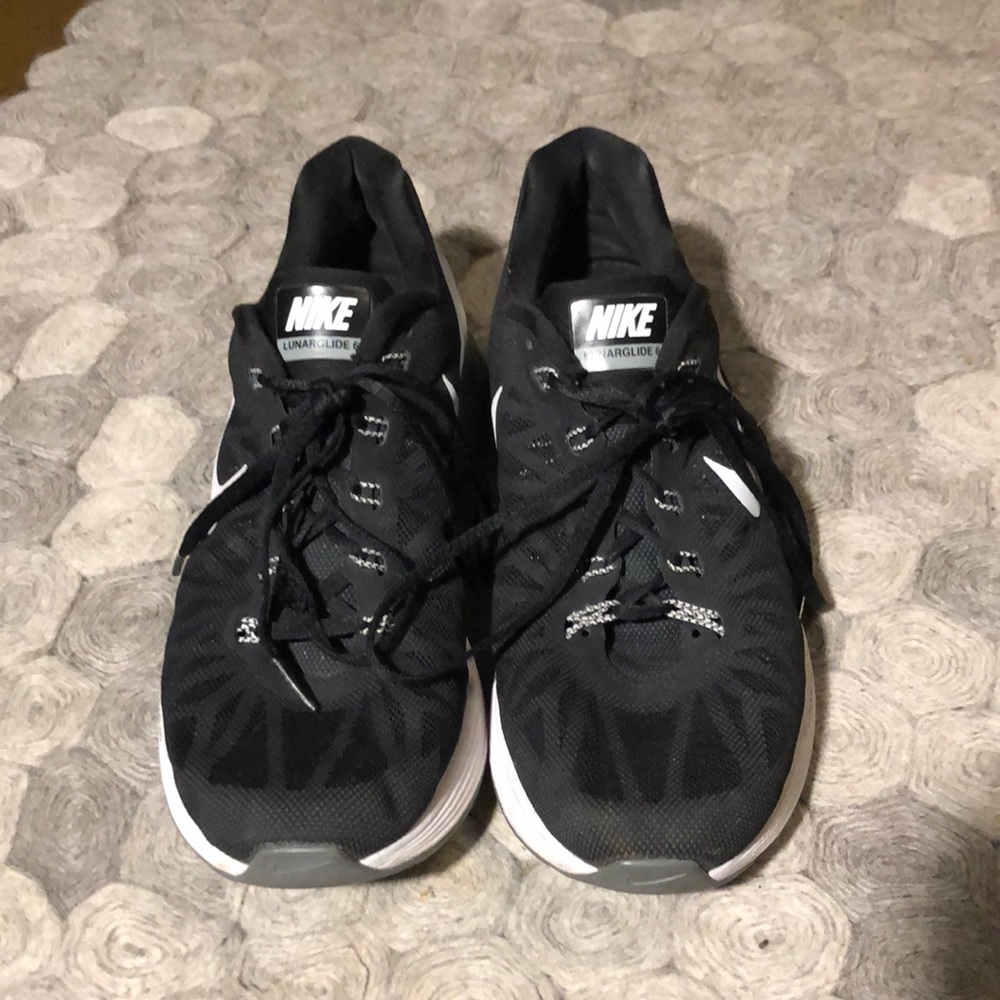 Nike Lunarglide 6 gently used running shoe.